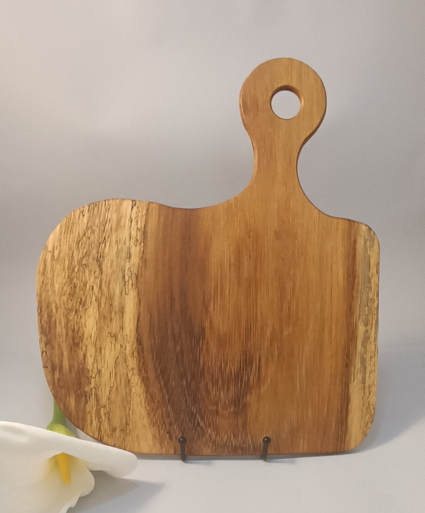 Tabla de servir madera Iroko veteado spalted hecha a mano La Palma Islas Canarias edición limitada