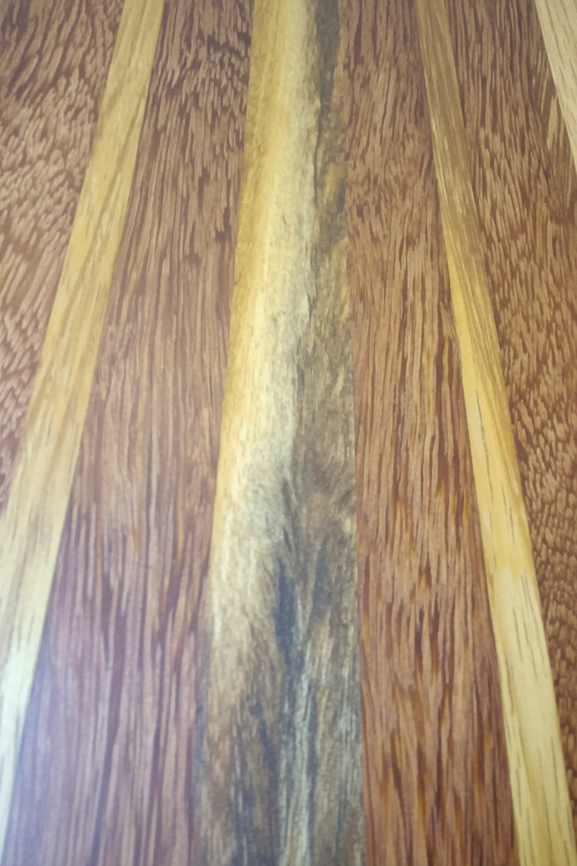 Vista superior tabla de cortar XXL roble sapeli Iroko hecha a mano Canary Soulmade Crafts Islas Canarias